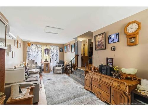 642 Maclaren Ave, Fredericton, NB 