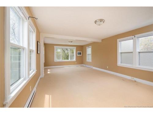 332 Saunders St, Fredericton, NB 