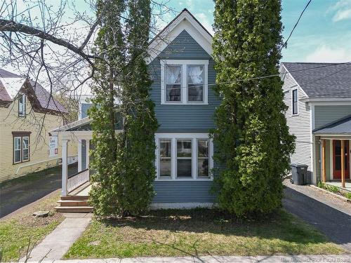 332 Saunders St, Fredericton, NB 
