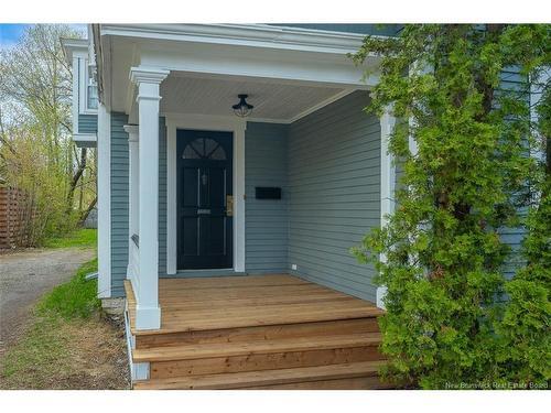 332 Saunders St, Fredericton, NB 