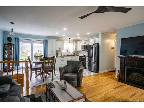 10 Daulphin Dr, Fredericton, NB 