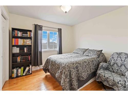 28 Brandon Crt, Fredericton, NB 