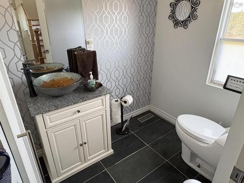 1379 Salmon River Road, L'Ardoise, NS 