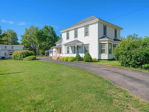 6 Hamilton Avenue, Brookfield, NS 