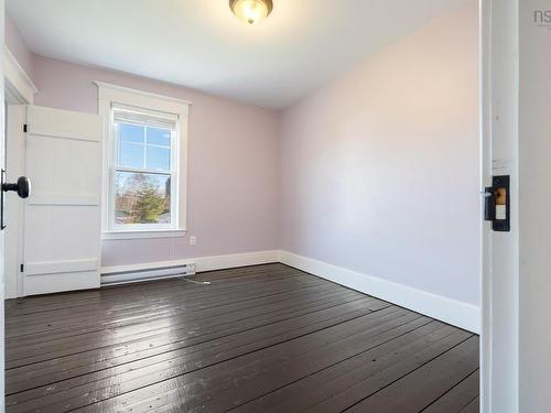6 Hamilton Avenue, Brookfield, NS 