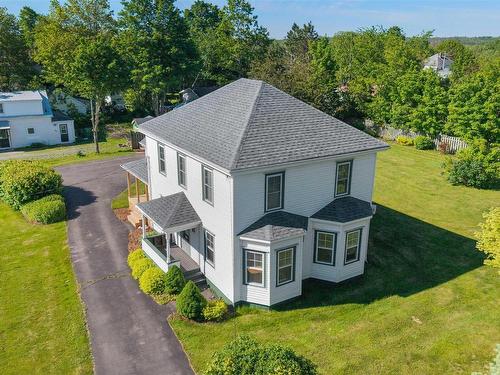 6 Hamilton Avenue, Brookfield, NS 