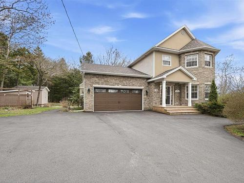 90 Lincolnshire Drive, Fall River, NS 