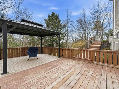 90 Lincolnshire Drive, Fall River, NS 