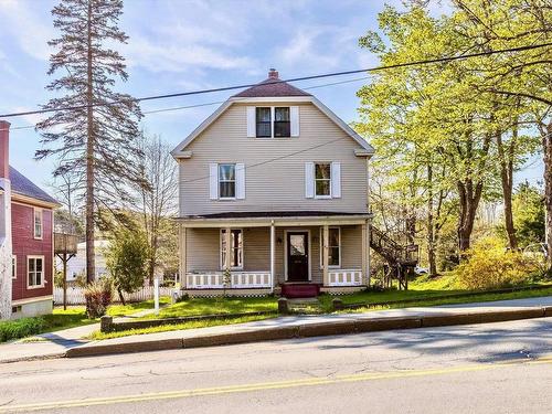 99 Dufferin Street, Bridgewater, NS 