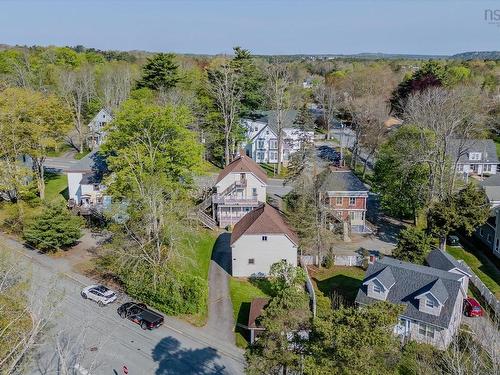99 Dufferin Street, Bridgewater, NS 