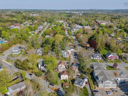 99 Dufferin Street, Bridgewater, NS 