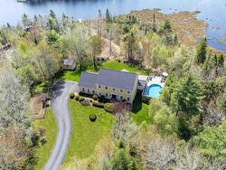 298 St Andrews Drive  Fall River, NS B2T 1R3