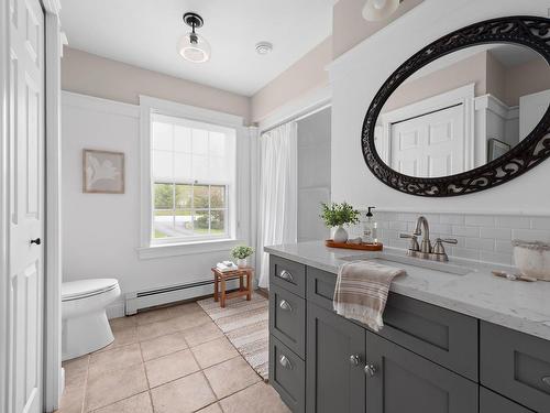 298 St Andrews Drive, Fall River, NS 