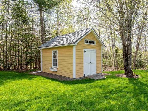 298 St Andrews Drive, Fall River, NS 