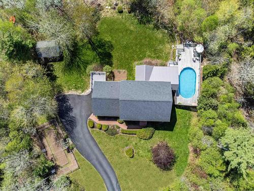 298 St Andrews Drive, Fall River, NS 