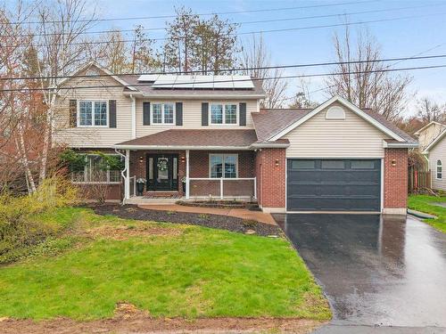 17 Pineview Crescent Crescent  Stellarton, NS B0K 1S0