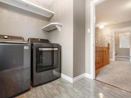17 Pineview Crescent, Stellarton, NS 
