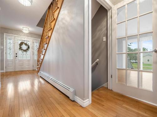 17 Pineview Crescent, Stellarton, NS 