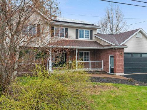 17 Pineview Crescent, Stellarton, NS 