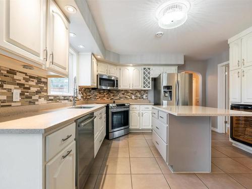 17 Pineview Crescent, Stellarton, NS 