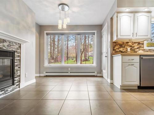 17 Pineview Crescent, Stellarton, NS 