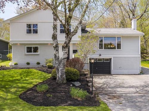 14 & 14B Robert Allen Drive  Halifax, NS B3M 3G8
