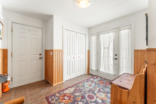 Hall d'entrée/Vestibule - 664 Av. Stéphane, Magog, QC - Indoor Photo Showing Other Room