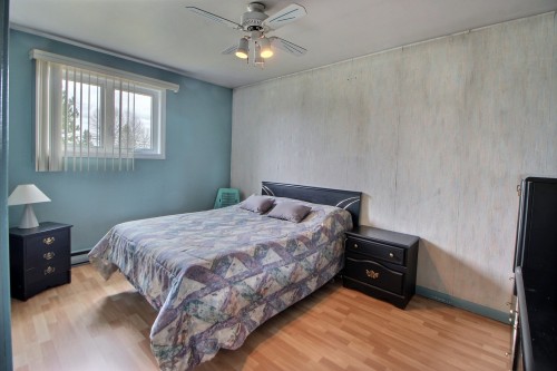 Chambre à coucher - 582 Rue Dalquier, Amos, QC 