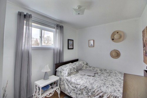 Logement - 582 Rue Dalquier, Amos, QC 