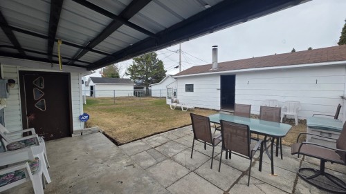 Cour - 582 Rue Dalquier, Amos, QC 