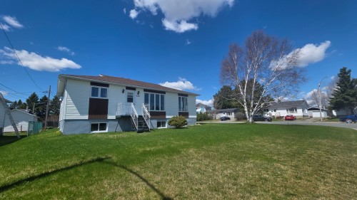 Façade - 582 Rue Dalquier, Amos, QC 