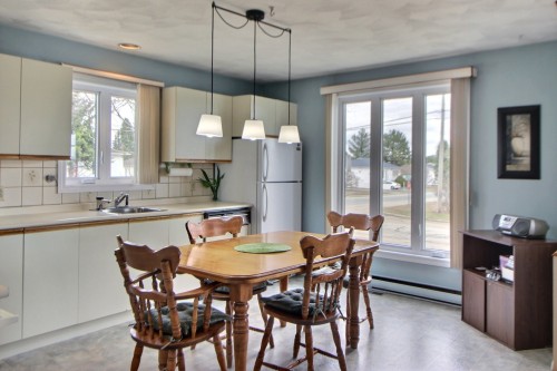 Salle à manger - 582 Rue Dalquier, Amos, QC 