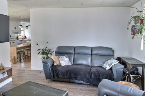 Salon - 10282 Ch. Du Vallon, Rouyn-Noranda, QC - Indoor Photo Showing Living Room