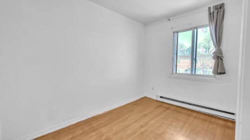 Bedroom - 3900  - 3902 Av. De Repentigny, Montréal (Mercier/Hochelaga-Maisonneuve), QC - Indoor Photo Showing Other Room