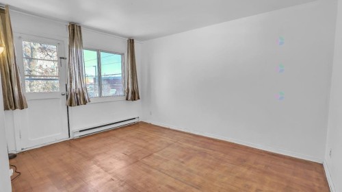 Living Room - 3900  - 3902 Av. De Repentigny, Montréal (Mercier/Hochelaga-Maisonneuve), QC - Indoor Photo Showing Other Room