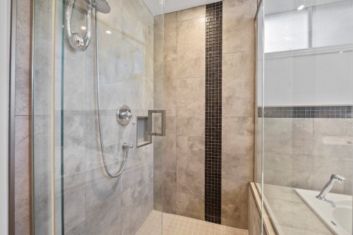 Salle de bains - 3 Rue Cartier, Vaudreuil-Dorion, QC - Indoor Photo Showing Bathroom