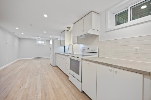 Cuisine - 3 Rue Cartier, Vaudreuil-Dorion, QC - Indoor Photo Showing Kitchen