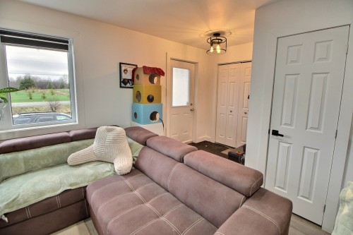 Entry - 3  - 3A Rue Lafrance, La Corne, QC - Indoor Photo Showing Living Room