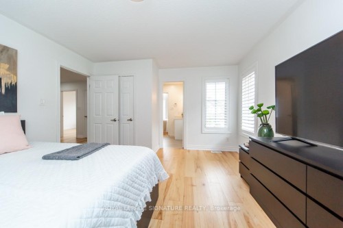 3773 Quiet Creek Drive, Mississauga, ON - Indoor Photo Showing Bedroom