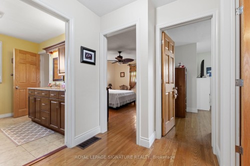 58 Centennial Parkway S, Hamilton, ON - Indoor Photo Showing Other Room