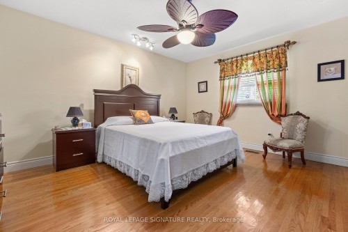 58 Centennial Parkway S, Hamilton, ON - Indoor Photo Showing Bedroom