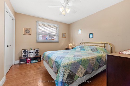58 Centennial Parkway S, Hamilton, ON - Indoor Photo Showing Bedroom