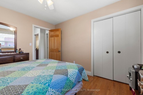 58 Centennial Parkway S, Hamilton, ON - Indoor Photo Showing Bedroom