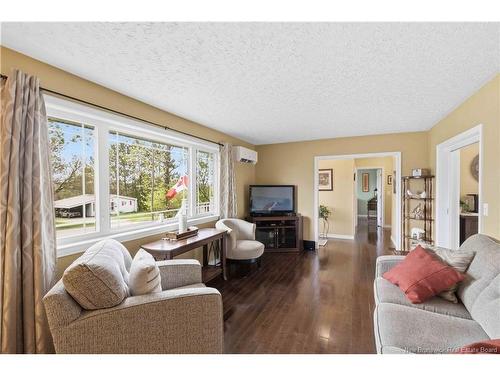 204 Macfarlane St, Fredericton, NB 