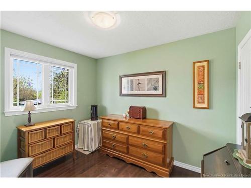 204 Macfarlane St, Fredericton, NB 