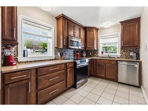 73 Burlington Ave, Moncton, NB 