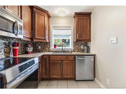 73 Burlington Ave, Moncton, NB 