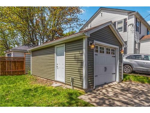73 Burlington Ave, Moncton, NB 