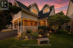 4 HENDERSON DRIVE Whitby (Pringle Creek), ON L1N 7Y2