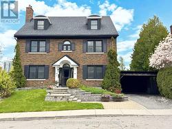 39 CRESCENT HEIGHTS  Ottawa, ON K1S 3G7